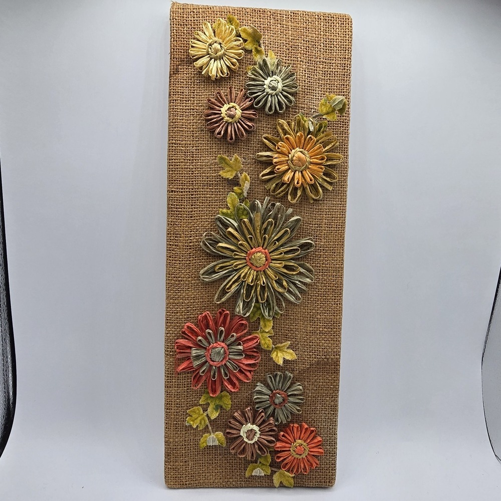 Vtg floral wall plaque raffia paper media art MCM‎ 1970's Burlap Flowers Decor